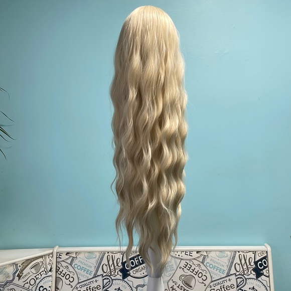 Other - Lace front Blonde synthetic wig 28”